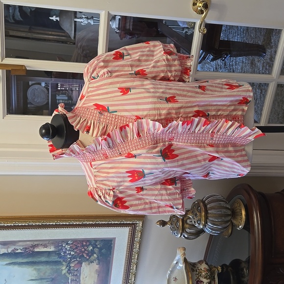 Karlie Poppy Stripe Puff Sleeve Ruffle Button Up Top Pink White Red M EUC - Picture 7 of 11